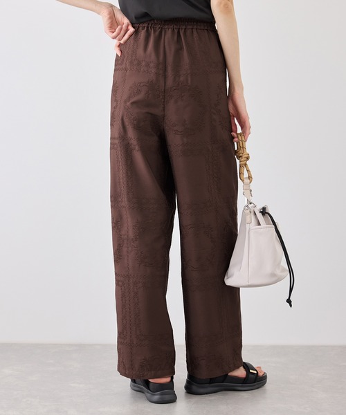 ROPE' PICNIC（ロペピクニック）の「スクエア刺繍イージーワイドパンツ（その他パンツ・レディース・ブラック/ダークブラウン/ホワイト・M/S）」の18枚目の写真