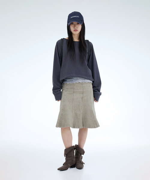 PORTERNA（ポルテナ）の「ROUGH CUTTING RAGLAN OFF-SHOULDER-3COLOR（Tシャツ/カットソー・レディース・ライトグレー/ブラック/チャコール・OS）」の4枚目の写真