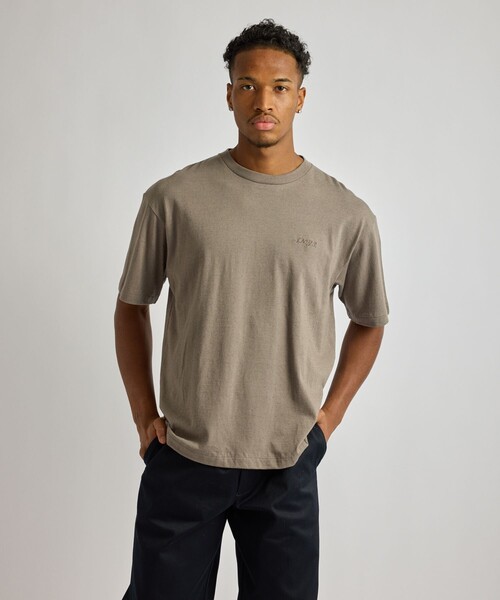 Saturdays NYC(サタデーズ ニューヨークシティ )の「Hemp S.NYC SS T-Shirt(Tシャツ/カットソー・メンズ・チャコールグレー/ブラック/グレー・M/S/L/XL)」の3枚目の写真