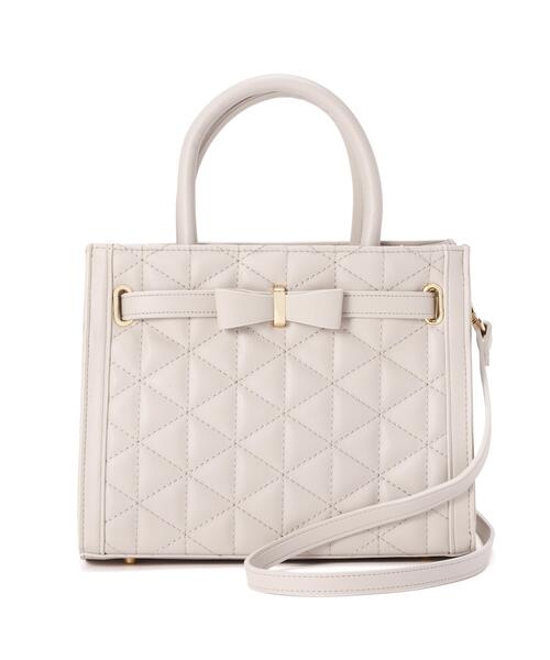 EDIT COLOGNE（エディットコロン）の「キルティングリボントートバッグ（ショルダーバッグ・レディース・オフホワイト/ベージュ・ﾌﾘ-）」の2枚目の写真