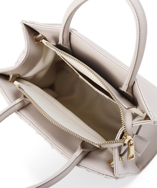 EDIT COLOGNE（エディットコロン）の「キルティングリボントートバッグ（ショルダーバッグ・レディース・オフホワイト/ベージュ・ﾌﾘ-）」の14枚目の写真