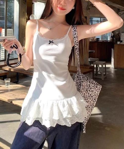 SHEPP(シープ)の「リボン付きコットンティアードキャミチュニック(シャツ/ブラウス・レディース・ホワイト/ブラック・M/S)」の3枚目の写真