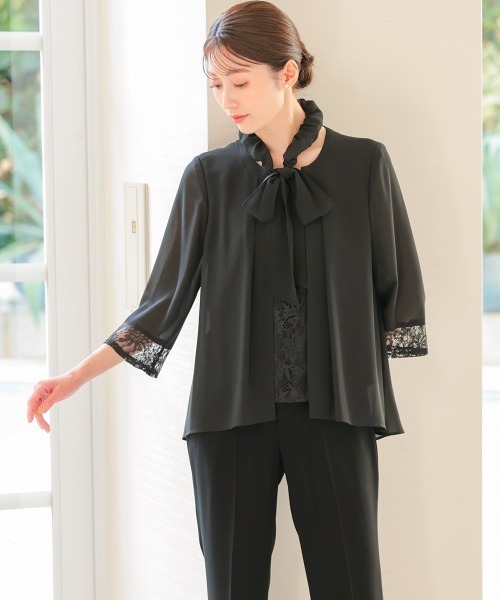 nissen(ニッセン)の「【喪服・礼服】ネックリボン付洗える前開きレース使い羽織り風ブラウスストレッチパンツスーツ(スーツセット・レディース・ブラック・10L/8L/6L/5L/4L/3L/LL/L/M)」の10枚目の写真