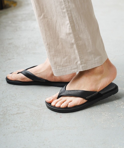UGG(アグ)の「【UGG(アグ)】Seaside II Flip(サンダル・メンズ・ブラウン/ブラック・SMALL/MEDIUM)」の19枚目の写真