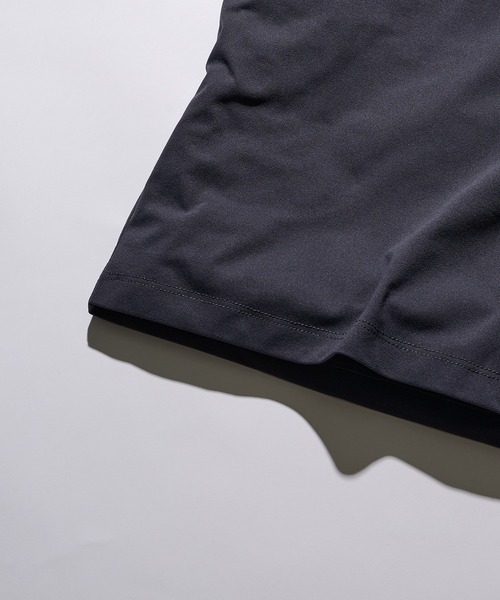 MAISON CLUB（メゾンクラブ）の「【MAISON CLUB】TACTICAL MOCK NECK TEE　/ タクティカルモックネックTシャツ　水陸両用/ストレッチ素材/速乾/UVカット/水着（Tシャツ/カットソー・メンズ・ブラック/グレー・L/M）」の13枚目の写真