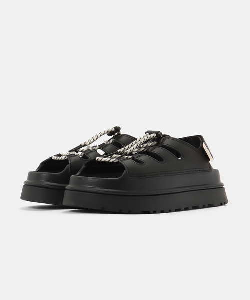 UGG(アグ)の「UGG W GOLDENGLOW TOGGLE 1179370-BLK(サンダル・レディース・ブラック・24cm/23cm/22cm/25cm)」の7枚目の写真