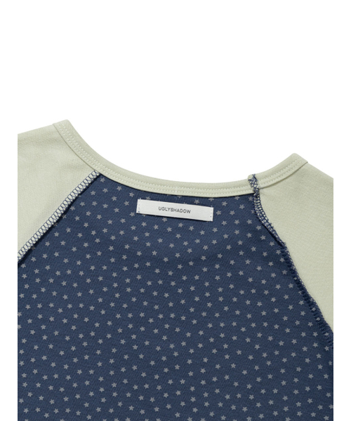 UGLY SHADOW(アグリーシャドウ)の「STAR CONTRAST RAGLAN T-SHIRT(NAVY)(Tシャツ/カットソー・レディース・その他・FREE)」の5枚目の写真