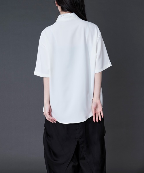Ellno Loset（エルノロゼット）の「サスペンダーアシメデザインシャツ（シャツ/ブラウス・メンズ・ブラック/オフホワイト・LARGE/MEDIUM）」の16枚目の写真