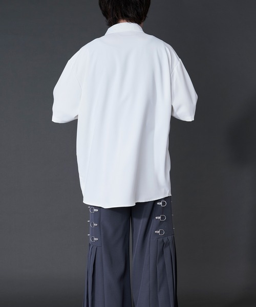 Ellno Loset（エルノロゼット）の「サスペンダーアシメデザインシャツ（シャツ/ブラウス・メンズ・ブラック/オフホワイト・LARGE/MEDIUM）」の4枚目の写真