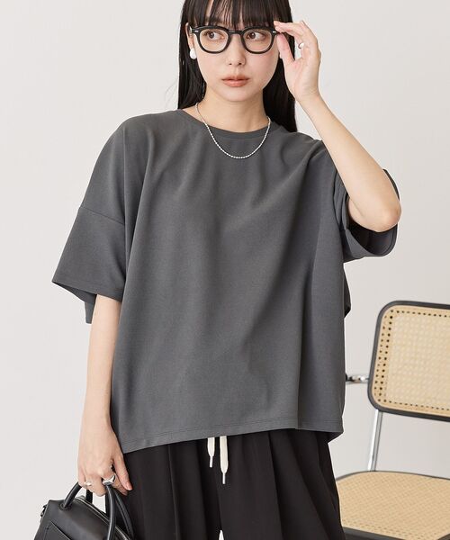 AMERICAN HOLIC(アメリカンホリック)の「【WEB限定】バックフリル半袖プルオーバー(Tシャツ/カットソー・レディース・チャコールグレー/オフホワイト/ネイビー/ブラック/ライトベージュ・M/L)」の12枚目の写真