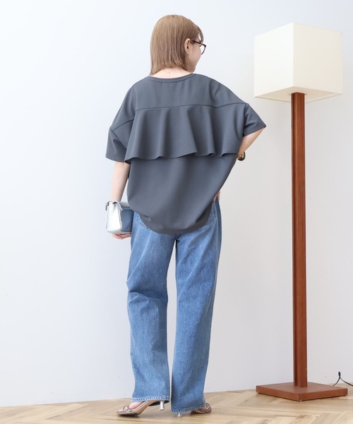 AMERICAN HOLIC(アメリカンホリック)の「【WEB限定】バックフリル半袖プルオーバー(Tシャツ/カットソー・レディース・チャコールグレー/オフホワイト/ネイビー/ブラック/ライトベージュ・M/L)」の11枚目の写真