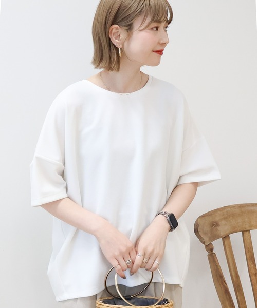 AMERICAN HOLIC(アメリカンホリック)の「【WEB限定】バックフリル半袖プルオーバー(Tシャツ/カットソー・レディース・チャコールグレー/オフホワイト/ネイビー/ブラック/ライトベージュ・M/L)」の8枚目の写真