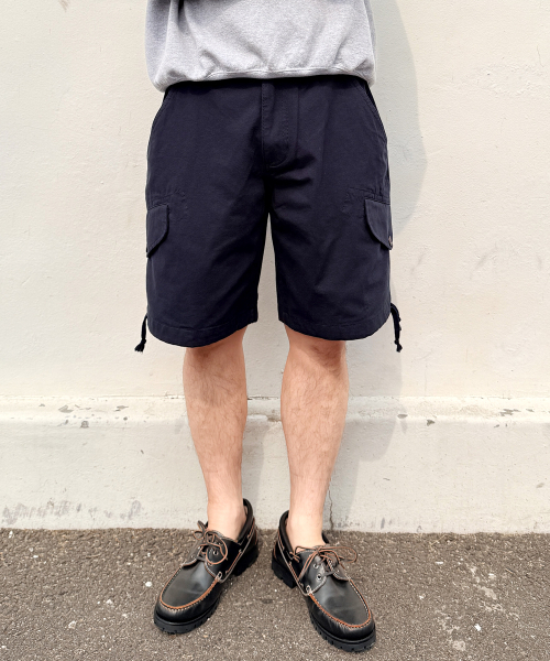YOUNEEDGARMENTS(ユーニーズガーメンツ)の「オックスフォードサープラスカーゴショーツ(ネイビー)(その他パンツ・メンズ・その他・38/40)」の1枚目の写真