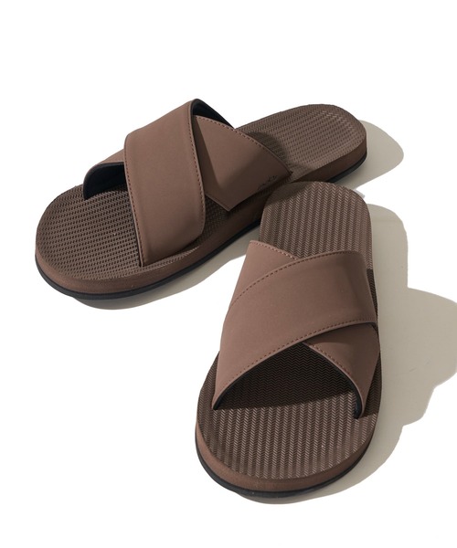 Indosole（インドソール）の「【Indosole/インドソール】ESSNTLS CROSS SANDALS（サンダル・メンズ・グリーン/ブラック/ネイビー/ベージュ/ホワイト/ブラウン・MEDIUM/LARGE/X-LARGE）」の3枚目の写真