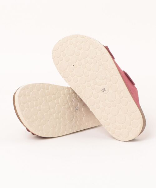 GENUINS(ジェニュインズ)の「GENUINS ウィメンズ HAWAII サンダル【2026年春夏モデル】/ジェニュインズバックルサンダル(サンダル・レディース・レッド・24cm/25cm/23cm)」の8枚目の写真