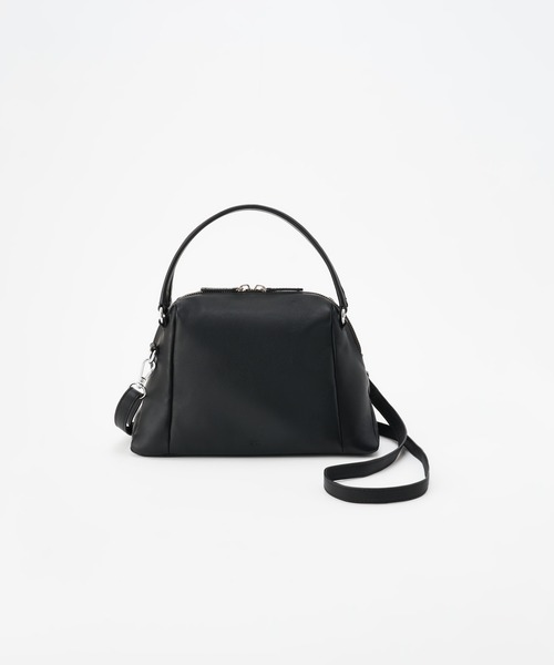 ONE.(ワンドット)の「【ONE./ワンドット】Mini Boston Shoulder Bag / 撥水レザー(ハンドバッグ・メンズ・ブラック・FREE)」の5枚目の写真
