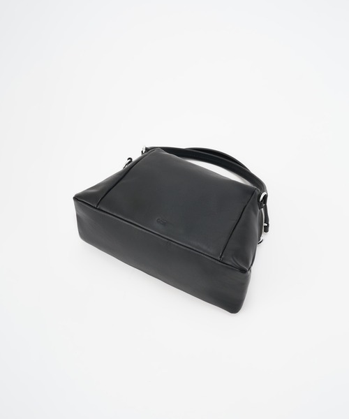 ONE.(ワンドット)の「【ONE./ワンドット】Mini Boston Shoulder Bag / 撥水レザー(ハンドバッグ・メンズ・ブラック・FREE)」の3枚目の写真