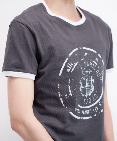 Chikashitsu +(チカシツプラス)の「【Chikashitsu +】stamp printing ringer tee (3color) / 【チカシツプラス】スタンププリントリンガー半袖Tシャツ<着用動画あり>(Tシャツ/カットソー・メンズ・ホワイト/ブラック/グレー・ONE SIZE)」の5枚目の写真