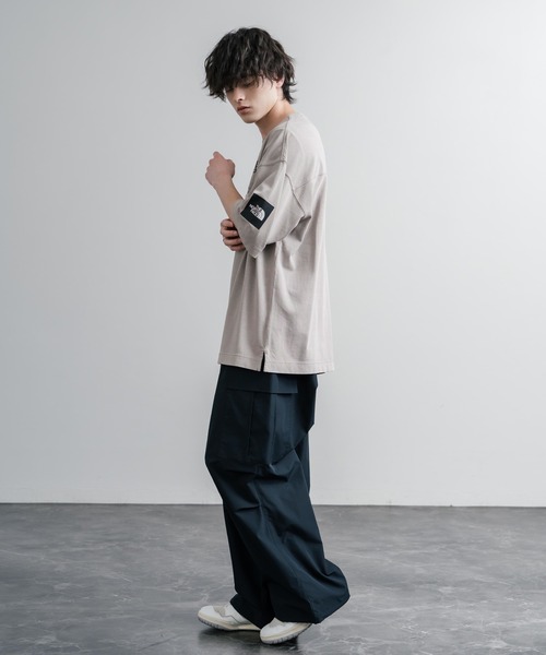 THE NORTH FACE(ザノースフェイス)の「THE NORTH FACE WHITE LABEL STITCH DYEING S/S R/TEE オーバーサイズステッチラインワンポイントロゴピグメント加工半袖Tシャツ(Tシャツ/カットソー・メンズ・チャコールグレー/ベージュ/ホワイト・XL/M/XXL/L)」の19枚目の写真