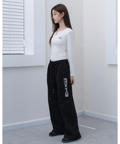 muahmuah（ムーアムーア）の「レイヤーヘンリーネック長袖Tシャツ[ホワイト]（Tシャツ/カットソー・レディース・ホワイト・FREE）」の8枚目の写真