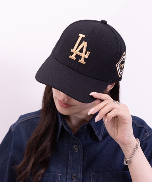 MLB Korea(エムエルビーコリア)の「MLB Korea(エムエルビーコリア)/ダイヤモンド刺繍 ロゴパッチ ボールキャップ 帽子/DIAMOND LOGO PATCH BALL CAP(キャップ・レディース・ベージュ/ブラック系その他2/ホワイト/ブラック系その他/ブラック×ピンク/ブラック×ゴールド/ブルー/グレー・FREE)」の5枚目の写真