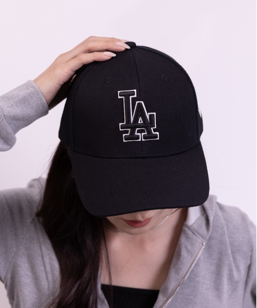 MLB Korea(エムエルビーコリア)の「MLB Korea(エムエルビーコリア)/ダイヤモンド刺繍 ロゴパッチ ボールキャップ 帽子/DIAMOND LOGO PATCH BALL CAP(キャップ・レディース・ベージュ/ブラック系その他2/ホワイト/ブラック系その他/ブラック×ピンク/ブラック×ゴールド/ブルー/グレー・FREE)」の22枚目の写真