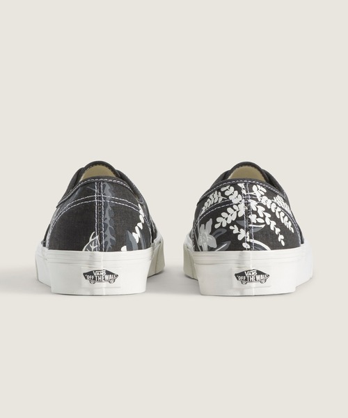VANS(バンズ)の「オーセンティック / Authentic FLORAL MULTI VN000Z744481(スニーカー・メンズ・ブラック・11/8/10/9/8.5/9.5/10.5/6.5)」の2枚目の写真