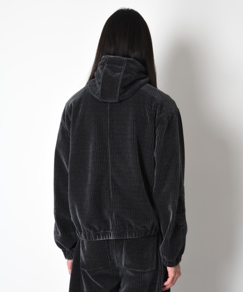 SUPERTHANKS（スーパーサンクス）の「無地ストレッチコーデュロイハーフジップフーディStretch corduroy Half zip hoodie（刺繍無）（パーカー・メンズ・ブラック/チャコールグレー・L/M/S）」の8枚目の写真
