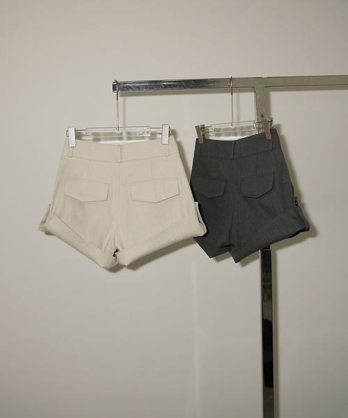 chuclla(チュクラ)の「タックロールアップショートパンツ chw26a077(その他パンツ・レディース・ダークグレー/ライトベージュ・L/S/M)」の22枚目の写真