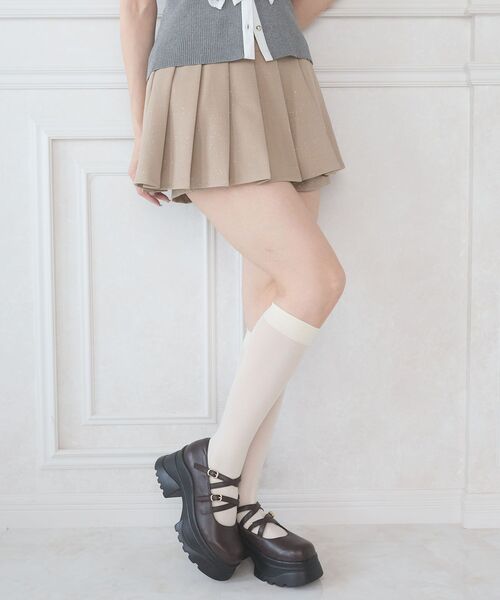 MAJESTIC LEGON(マジェスティックレゴン)の「ベルトセットキラキラミニスカパン(スカート・レディース・ブラック/グレー/ベージュ・MEDIUM)」の9枚目の写真