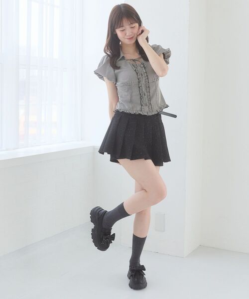 MAJESTIC LEGON(マジェスティックレゴン)の「ベルトセットキラキラミニスカパン(スカート・レディース・ブラック/グレー/ベージュ・MEDIUM)」の19枚目の写真