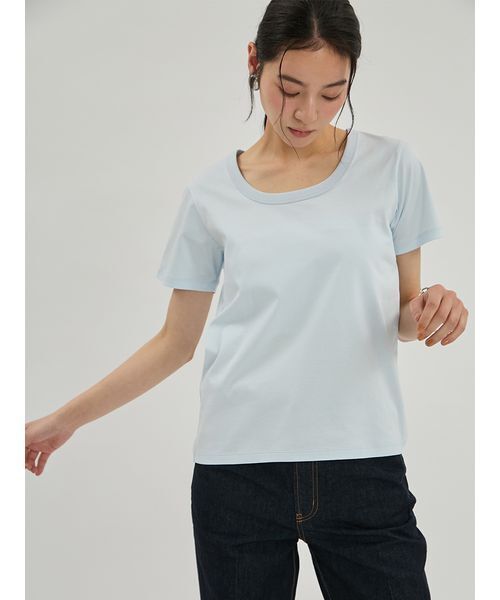 Mila Owen(ミラオーウェン)の「シルキータッチUネックTシャツ(Tシャツ/カットソー・レディース・ブラック/ホワイト/ライトブルー/ベージュ・0/1)」の12枚目の写真
