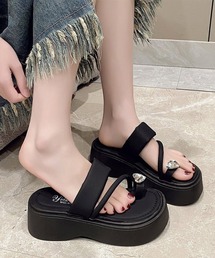 厚底サンダル ハートビジュー付きミュール