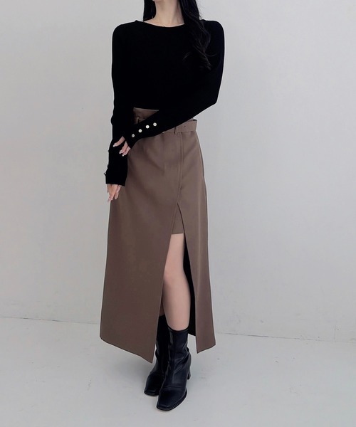 SOELA(ソエラ)の「ボートネック袖金ボタンニット(ニット/セーター・レディース・モカ/チャコールグレー/ボルドー/ネイビー/オフホワイト/グレー系その他/ブラック・FREE)」の19枚目の写真
