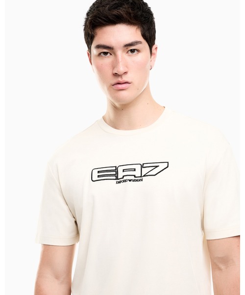 EMPORIO ARMANI EA7(エンポリオアルマーニイーエーセブン)の「<オンライン限定>【エンポリオ アルマーニ EA7】フロントロゴ コットン半袖Tシャツ Logo Series(Tシャツ/カットソー・メンズ・キナリ/ブラック・SMALL/MEDIUM/LARGE/XX-LARGE/X-SMALL/X-LARGE)」の11枚目の写真