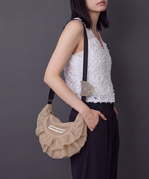 THEATRE PRODUCTS(シアタープロダクツ)の「【THEATRE PRODUCTS】メッシュフリルラウンドショルダーバッグ Mサイズ SPD(ショルダーバッグ・レディース・グレー/ブルー/ブラック/ベージュ/ネイビー・FREE)」の3枚目の写真