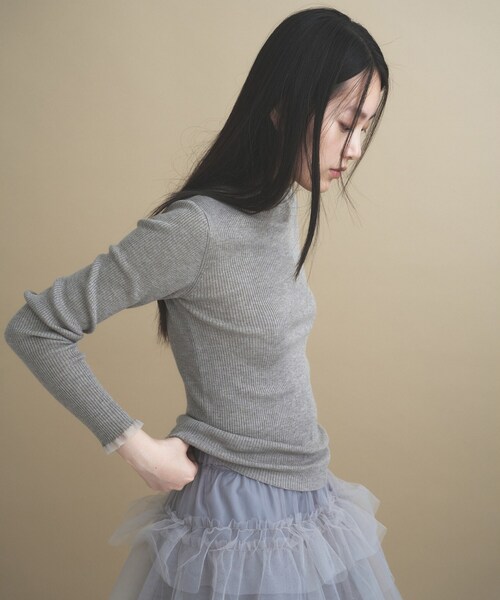 cloenc(クロエンス)の「【WEB限定カラーあり】Relaxy Rich シルクカシミヤ混 モックネック ニット(ニット/セーター・レディース・サックスブルー/ピンク/ワインレッド/ベージュ系その他7/ライトグレー系8/ブラウン系8/オリーブ/ネイビー/ライトイエロー系・02)」の14枚目の写真