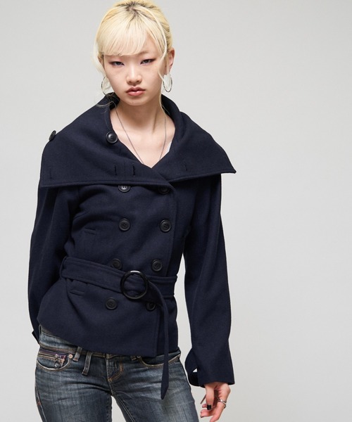 WHO'S WHO gallery(フーズフーギャラリー)の「【26AW LOOK掲載品番】ワイドカラーベルテッドPコート(ピーコート・レディース・ネイビー/ブラック/グレー/カーキ・FREE)」の8枚目の写真