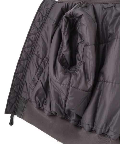 Alpha Industries(アルファインダストリーズ)の「Alpha Industries/アルファ インダストリーズ/MA-1 HERITAGE FIT FLIGHT JACKET (BATTLEWASH)/MA-1 ヘリテージフィット フライトジャケット バトルウォッシュ(MA-1・メンズ・セージグリーン/ブラック・2XL/XL/L/M/S/XS)」の12枚目の写真