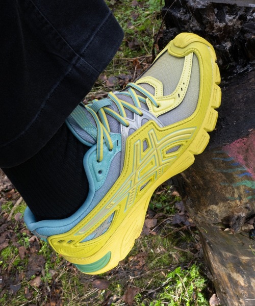 ASICS(アシックス)の「UB13-S GEL-SD-LYTE 1203A972.300(スニーカー・メンズ・イエロー・28.0cm/24.5cm/23.5cm/27.5cm/27.0cm/26.5cm/26.0cm/25.5cm/29.0cm/23.0cm)」の1枚目の写真