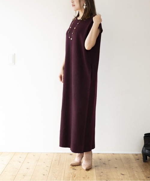 JOCOSA(ジョコサ)の「ウールニット バックスリット ロングワンピース(ワンピース・レディース・ワインレッド/グレー/チャコール・FREE)」の6枚目の写真