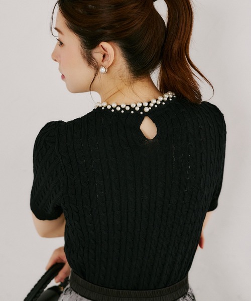 tocco closet（トッコ　クローゼット）の「【ZOZO限定】ネックパール装飾半袖シアーニットトップス（ニット/セーター・レディース・ブラック/ホワイト・M）」の8枚目の写真