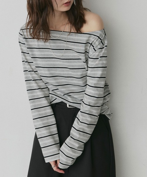 ad thie（アドティエ）の「アソート オフショルダー トップス（Tシャツ/カットソー・レディース・ベージュ系/グレー系/ネイビー系/オフホワイト/ブラック/ホワイト系・FREE）」の10枚目の写真
