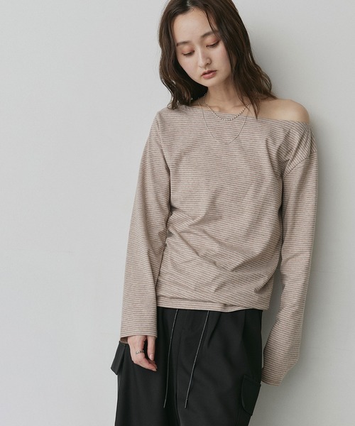 ad thie（アドティエ）の「アソート オフショルダー トップス（Tシャツ/カットソー・レディース・ベージュ系/グレー系/ネイビー系/オフホワイト/ブラック/ホワイト系・FREE）」の15枚目の写真