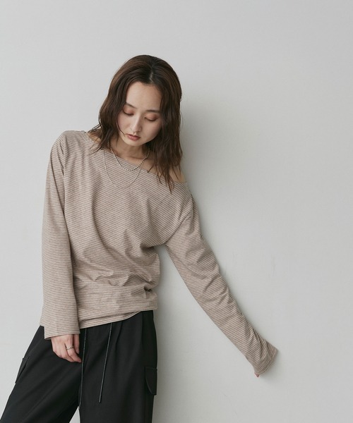 ad thie（アドティエ）の「アソート オフショルダー トップス（Tシャツ/カットソー・レディース・ベージュ系/グレー系/ネイビー系/オフホワイト/ブラック/ホワイト系・FREE）」の17枚目の写真