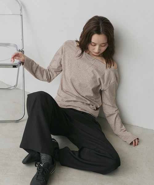 ad thie（アドティエ）の「アソート オフショルダー トップス（Tシャツ/カットソー・レディース・ベージュ系/グレー系/ネイビー系/オフホワイト/ブラック/ホワイト系・FREE）」の19枚目の写真