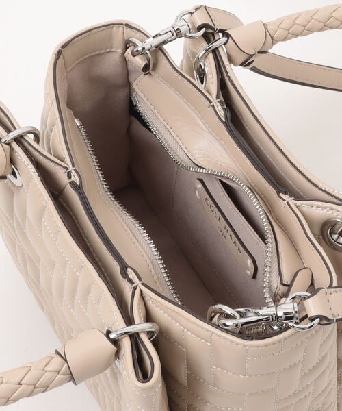 COLE HAAN(コールハーン)の「カティア スモール トート クロスボディ womens(ショルダーバッグ・レディース・ベージュ・OSFA)」の8枚目の写真