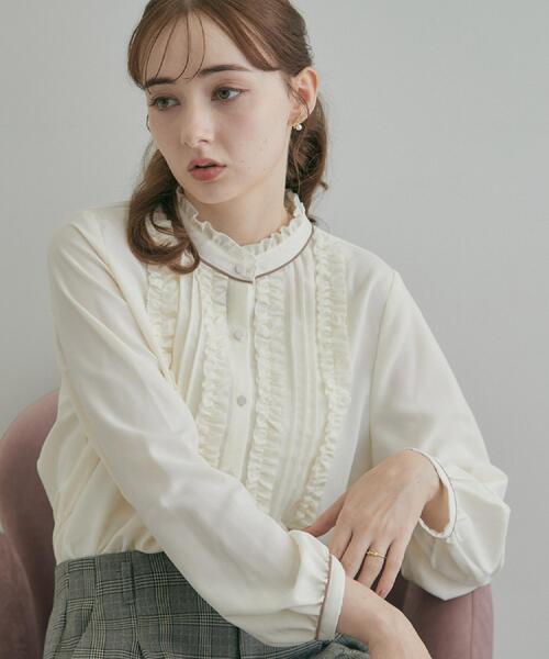 couture brooch（クチュールブローチ）の「【フリル使いが華やか】ピンタック ブラウス（シャツ/ブラウス・レディース・アイボリー/ブラック系/ベビーピンク・38/36/42/40）」の6枚目の写真