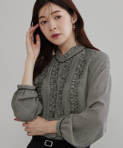 couture brooch（クチュールブローチ）の「【フリル使いが華やか】ピンタック ブラウス（シャツ/ブラウス・レディース・アイボリー/ブラック系/ベビーピンク・38/36/42/40）」の18枚目の写真