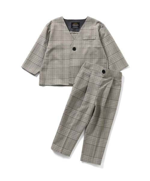 BREEZE（ブリーズ）の「【選べるボトム丈】BOYSフォーマルセットアップ（スーツセット・キッズ・グレー/ブラック/ベージュ/グレー系/ベージュ系/ブラック系・120/130/100/110/90/140/150）」の17枚目の写真